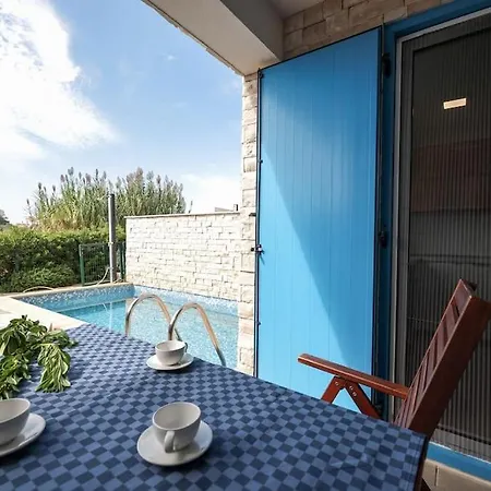 Feriehus Miri Orchid Privlaka (Zadar)